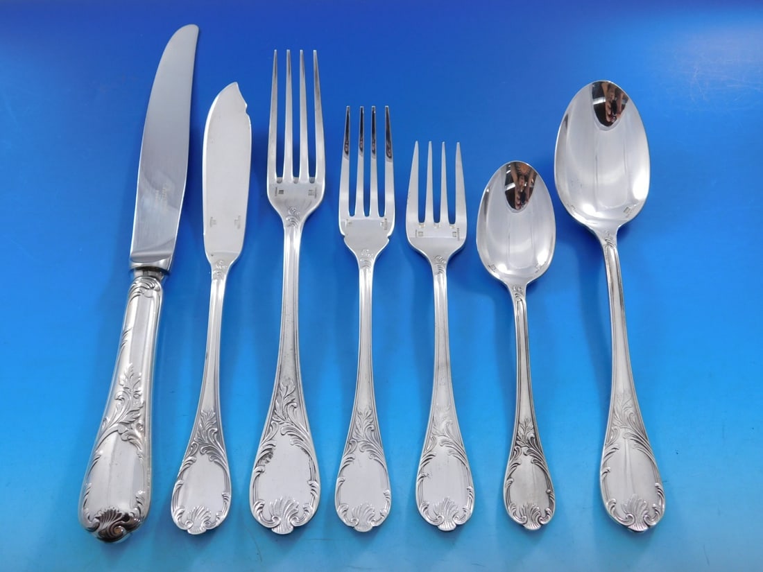 Christofle Marly Silverplate Flatware Set 90 pcs for 12 with Storage Chest: Christofle Marly Silverplate Flatware Set 90 pcs for 12 with Storage Chest Discover the exquisite Marly flatware set by Christofle, a stunning collection of 90 pieces crafted in silverplate. This eleg