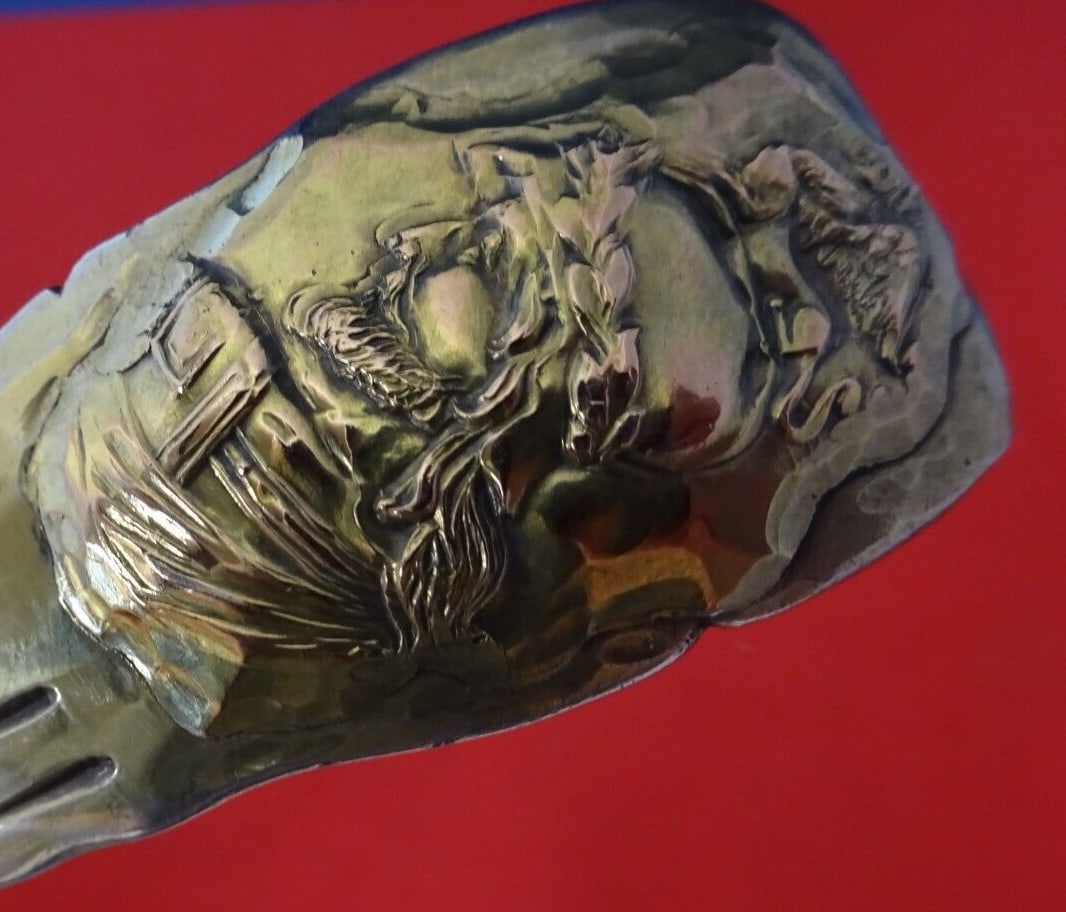 Shiebler Medallion Sterling Silver Roast Holder with 14k Gold Medallion (1 of 8)