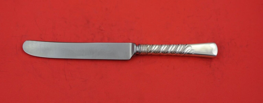 Gorham Colonial Sterling Silver Regular Knife Old French Style 8 5/8": Gorham Colonial Sterling Silver Regular Knife Old French Style 8 5/8" This Colonial by Gorham regular knife features a beautiful sterling silver hollow handle paired with a durable stainless steel bla