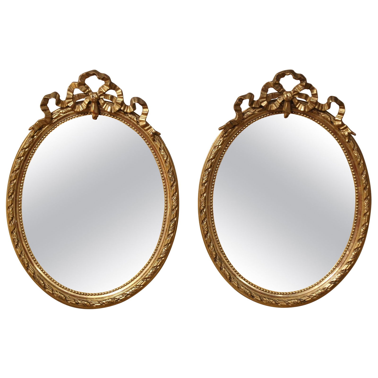 19th Century French Louis XVI Giltwood Oval Wall Mirrors Set of 2 (1 of 8)