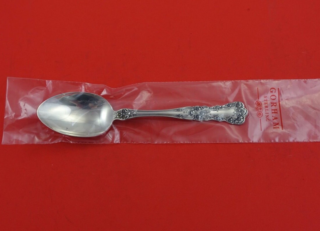 Gorham Buttercup Sterling Silver Place Soup Spoon 7 Inch New: Gorham Buttercup Sterling Silver Place Soup Spoon 7 Inch New This exquisite Buttercup place soup spoon by Gorham is crafted from high-quality sterling silver and measures 7 inches in length. Featuring