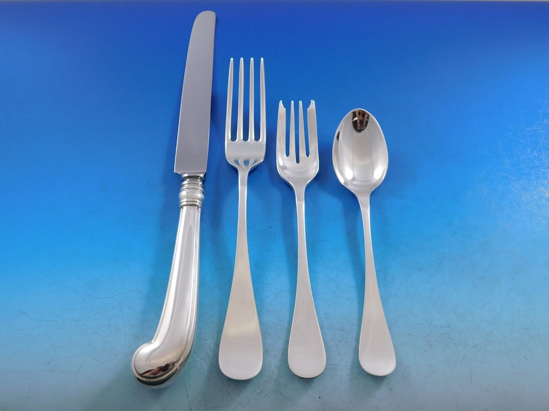 Tiffany & Co King William Sterling Silver Flatware Set 26 Pieces for 6 with Storage Chest: Tiffany & Co King William Sterling Silver Flatware Set 26 Pieces for 6 with Storage Chest Enhance your dining experience with this stunning King William Sterling Silver Flatware Set by Tiffany & Co. T