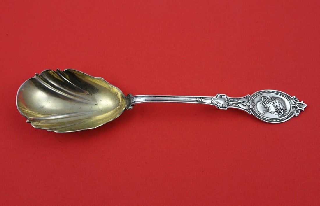 Hotchkiss & Schreuder Medallion Sterling Silver Berry Spoon Gold Washed 8.5": Hotchkiss & Schreuder Medallion Sterling Silver Berry Spoon Gold Washed 8.5" This exquisite berry spoon features the elegant Medallion pattern by Hotchkiss & Schreuder. Crafted from high-quality sterl