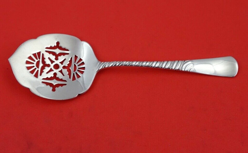 Gorham Colonial Sterling Silver Large Cucumber Server 5.25": Gorham Colonial Sterling Silver Large Cucumber Server 5.25" Introducing the Colonial by Gorham Sterling Silver Cucumber Server, a stunning heirloom piece measuring 5 1/4 inches. This elegant serving p