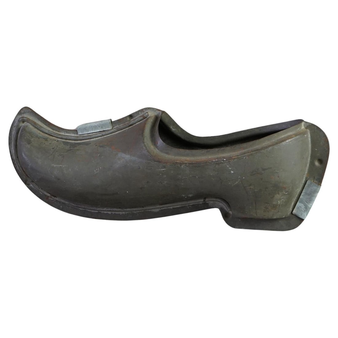 Antique Dutch Tin Plate Klompen Mold C1880 5x13x3.75: Antique Dutch Tin Plate Klompen Mold C1880 5x13x3.75 This antique tin plate mold, originating from the late 19th century, is a fascinating piece that reflects the rich cultural heritage of the Netherl
