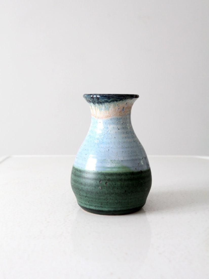 Handmade Vintage Studio Pottery Vase Signed Blue Green Glaze 7.5": Handmade Vintage Studio Pottery Vase Signed Blue Green Glaze 7.5" This vintage studio pottery vase showcases the artistry of its creator with a stunning blue and green glaze. Handcrafted by the artist