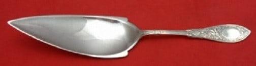 Whiting Arabesque Sterling Silver Jelly Cake Server 8 Inch: Whiting Arabesque Sterling Silver Jelly Cake Server 8 Inch Presenting an exquisite Sterling Silver Jelly Cake Server in the stunning Arabesque pattern by Whiting. This elegant server, measuring 8 inch