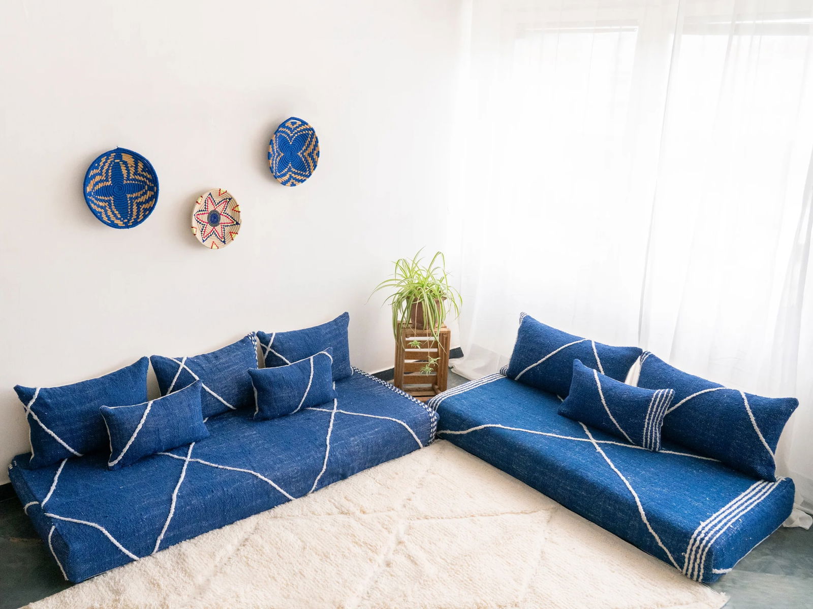 Handmade Moroccan Berber Loveseat Sofa Deep Blue Artisan Craftsmanship: Handmade Moroccan Berber Loveseat Sofa Deep Blue Artisan Craftsmanship Elevate your living space with the Handmade Moroccan Berber Loveseat Sofa in Deep Blue. This exquisite piece combines traditional