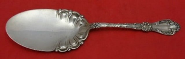 Alvin Orient Sterling Silver Pudding Spoon 8.5 Inches: Alvin Orient Sterling Silver Pudding Spoon 8.5 Inches This elegant pudding spoon is crafted from high-quality sterling silver and features the beautiful 'Orient' pattern by Alvin. Measuring 8 1/2 inch