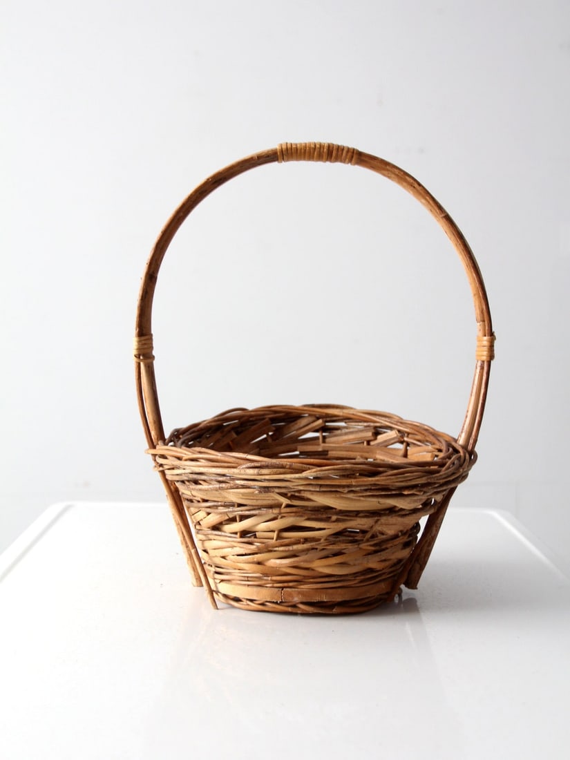 Charming Vintage Woven Basket with Rattan Handle (1 of 10)