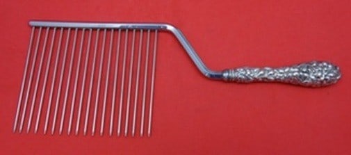 Sterling Silver Cake Breaker in Baltimore Rose Pattern by Schofield 10.5 Inch: Sterling Silver Cake Breaker in Baltimore Rose Pattern by Schofield 10.5 Inch This sterling silver cake breaker is crafted by Schofield in the Baltimore Rose pattern. Measuring 10 1/2 inches, it dates