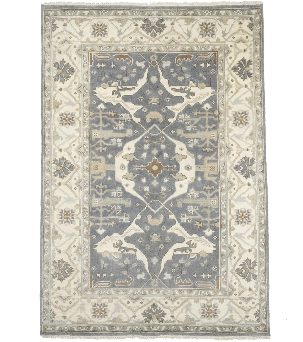 Handmade Gray Floral Design Oriental Rug 6'1 x 8'11 Wool Traditional Style: Handmade Gray Floral Design Oriental Rug 6'1 x 8'11 Wool Traditional Style Enhance your living space with this exquisite 6'1" x 8'11" Traditional Floral Design Handmade Gray Oriental Rug. Crafted from