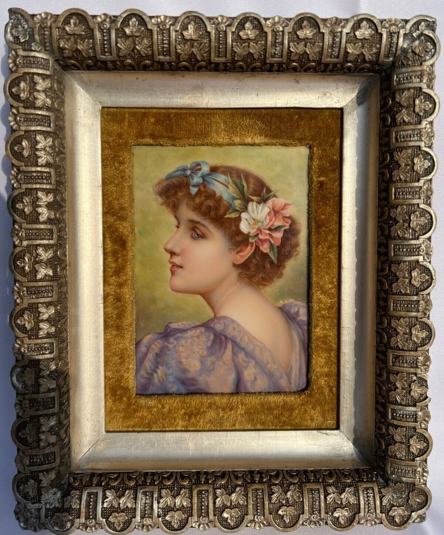 Heubach Lichte 19th Century Hand Painted Portrait Plaque: Heubach Lichte 19th Century Hand Painted Portrait Plaque This exquisite late 19th-century hand-painted porcelain portrait plaque showcases the artistry of Heubach Lichte Bros. The plaque features a be