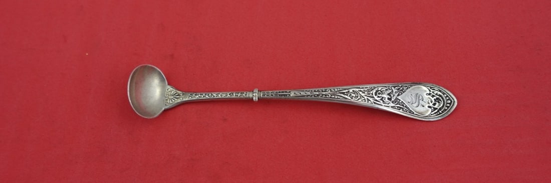 Gorham Raphael Sterling Silver Mustard Ladle 5 1/8" Monogrammed: Gorham Raphael Sterling Silver Mustard Ladle 5 1/8" Monogrammed This exquisite mustard ladle from the Raphael pattern by Gorham is crafted from high-quality sterling silver. Measuring 5 1/8 inches, it