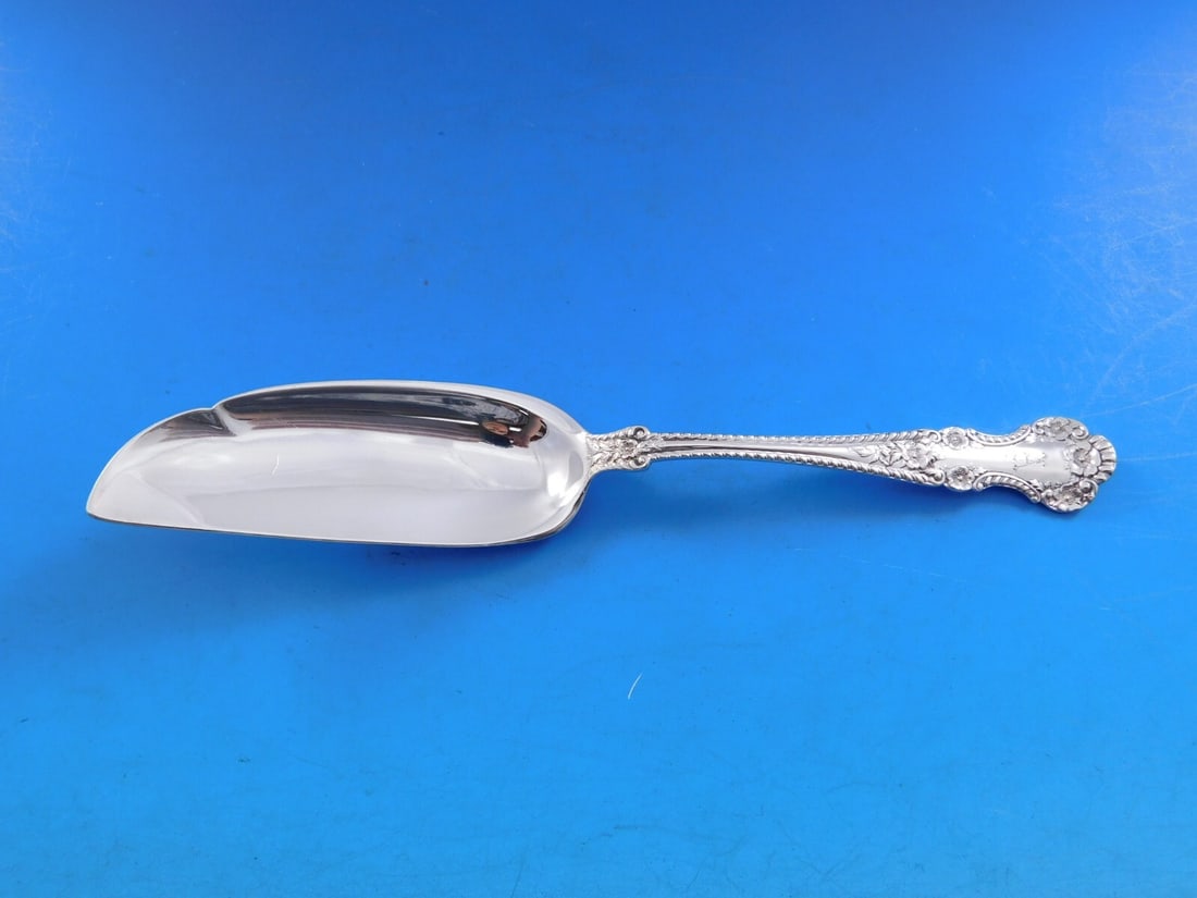 Gorham Cambridge Sterling Silver Jelly Knife 7 Inch Monogram A: Gorham Cambridge Sterling Silver Jelly Knife 7 Inch Monogram A Introducing the Cambridge Jelly Knife by Gorham, a charming piece crafted from sterling silver. This small knife, featuring a flat edge,