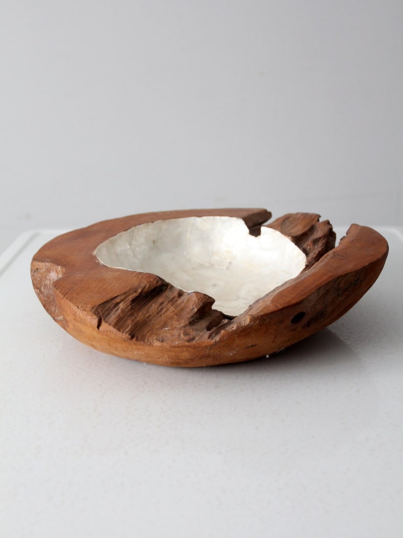 Unique Vintage Teak Bowl with Capiz Shell Inlay: Unique Vintage Teak Bowl with Capiz Shell Inlay This vintage teak bowl is a stunning organic modern statement piece, expertly carved from solid teak wood with exquisite natural capiz shell inlay. The