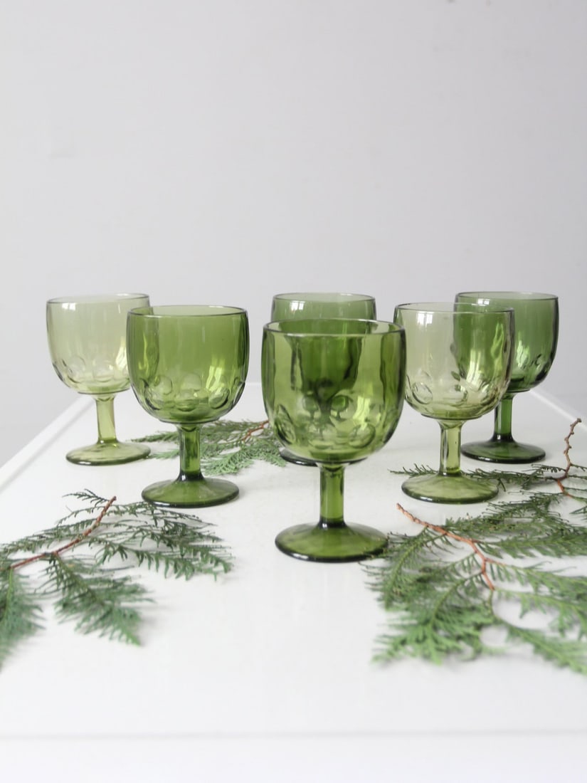 Vintage Bartlett Collins Avocado Green Thumbprint Goblets Set of 6: Vintage Bartlett Collins Avocado Green Thumbprint Goblets Set of 6 Enhance your glassware collection with this exquisite set of six vintage Bartlett Collins thumbprint goblets. Crafted in a charming a