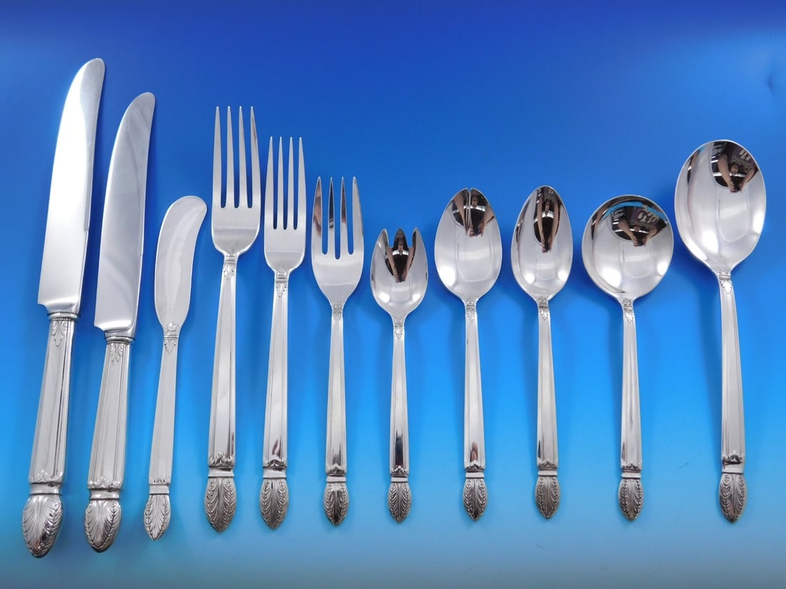 Reed & Barton Colonial Classic Sterling Silver Flatware Set 149 pcs with Storage Chest: Reed & Barton Colonial Classic Sterling Silver Flatware Set 149 pcs with Storage Chest Discover the timeless elegance of the Colonial Classic Sterling Silver Flatware Set by Reed & Barton, featuring a