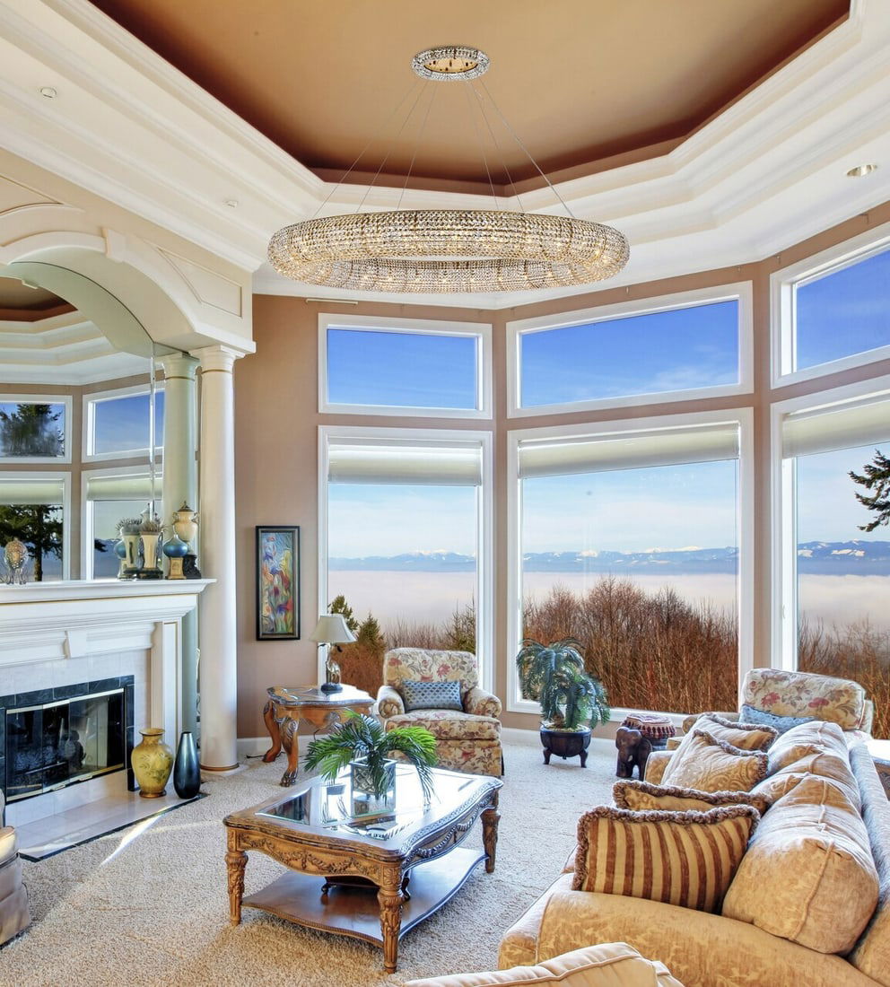 Paris 30-Light Gold Crystal Chandelier for Dining or Living Room 71 Inch: Paris 30-Light Gold Crystal Chandelier for Dining or Living Room 71 Inch This large modern chandelier features 30 lights and a striking design with clear Royal Cut crystals and a gold finish. The chan