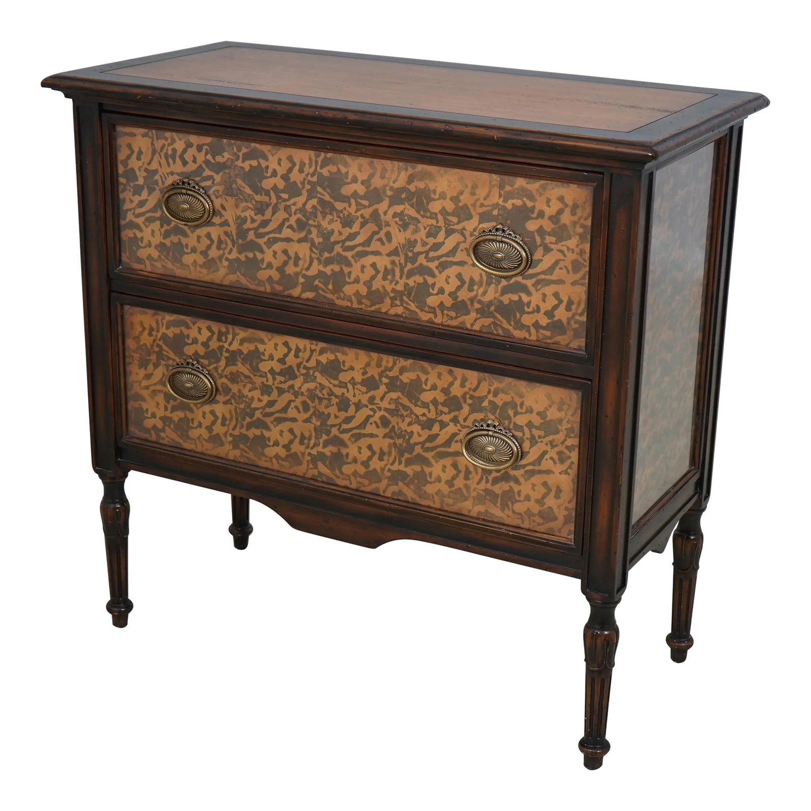 Theodore Alexander Eglomise Chest with Brass Hardware: Theodore Alexander Eglomise Chest with Brass Hardware This Theodore Alexander Eglomise Decorated Chest is a stunning designer piece featuring an exquisite eglomise decorated surface. Crafted from soli