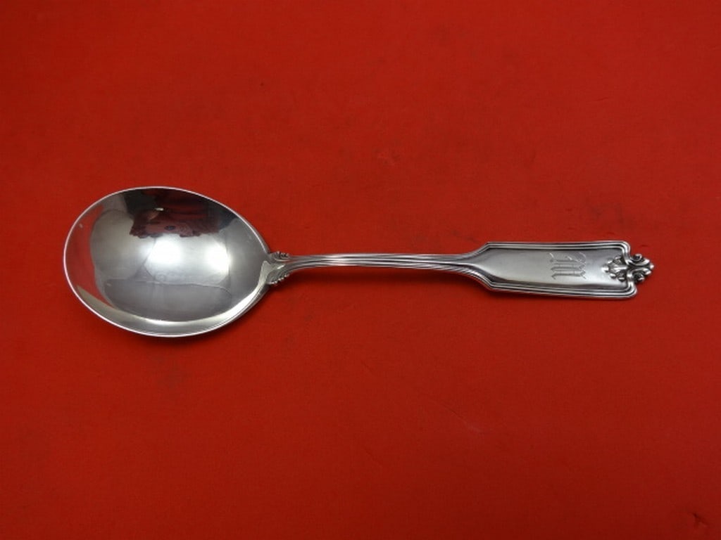 Mount Vernon George Washington Sterling Silver Gumbo Soup Spoon 6 7/8" Monogrammed: Mount Vernon George Washington Sterling Silver Gumbo Soup Spoon 6 7/8" Monogrammed This exquisite gumbo soup spoon features the iconic George Washington pattern by Mount Vernon, crafted from high-qual