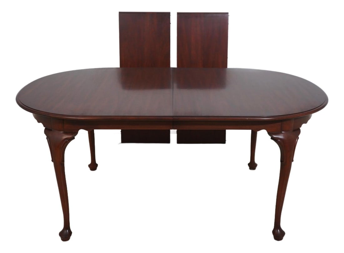 Cherry Wood Dining Table Model 2205 Traditional 1990s (1 of 10)