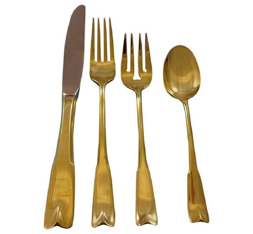 Lunt Colonial Theme 48 Piece Sterling Silver Flatware Set Vermeil Gold: Lunt Colonial Theme 48 Piece Sterling Silver Flatware Set Vermeil Gold Elevate your dining experience with this exquisite Colonial Theme flatware service by Lunt. Crafted from sterling silver and eleg