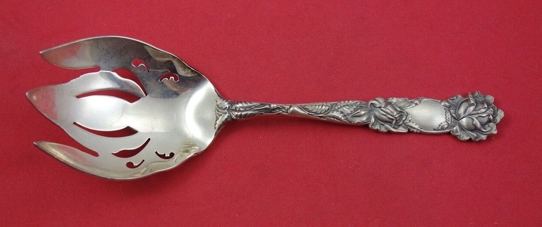 Alvin Bridal Rose Sterling Silver Salad Serving Fork 7.5 inch: Alvin Bridal Rose Sterling Silver Salad Serving Fork 7.5 inch This exquisite salad serving fork features the elegant Bridal Rose pattern by Alvin, crafted from high-quality sterling silver. Measuring