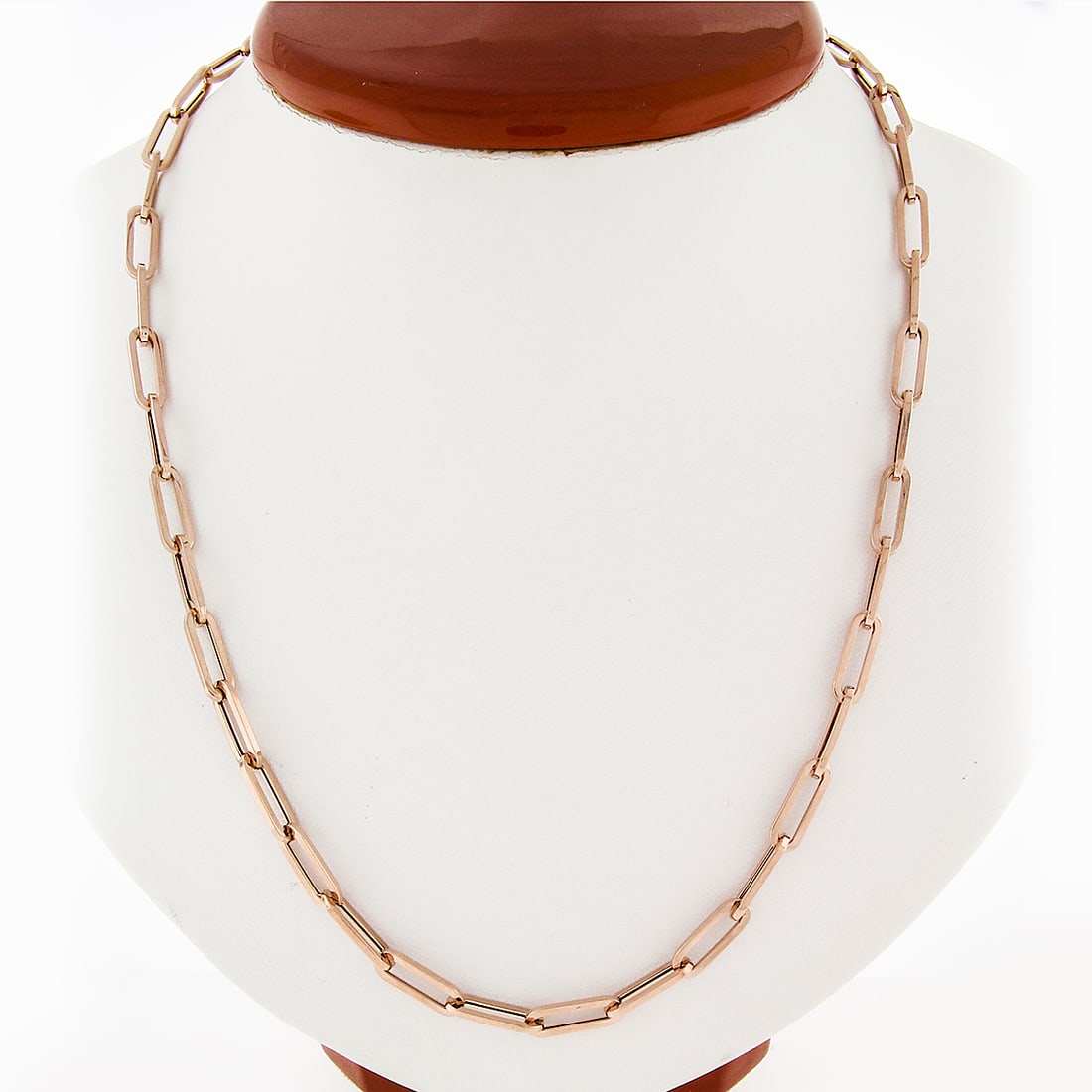14k Rose Gold 30 Inch Polished Oval Paperclip Chain Necklace: 14k Rose Gold 30 Inch Polished Oval Paperclip Chain Necklace This exquisite 30-inch long necklace features a polished oval paperclip cable link design, crafted from solid 14k rose gold. The necklace w
