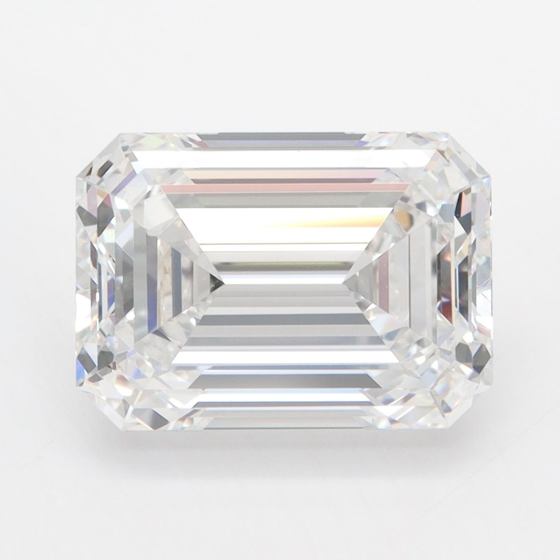 Loose Diamond - EMERALD 5.0ct E IF: Loose Diamond - EMERALD 5.0ct E IF Source: This is a real non-mined Diamond that has been grown in a lab Shape: EMERALD Carats: 5.0 Color: E Clarity: IF Certification: GIA Video: