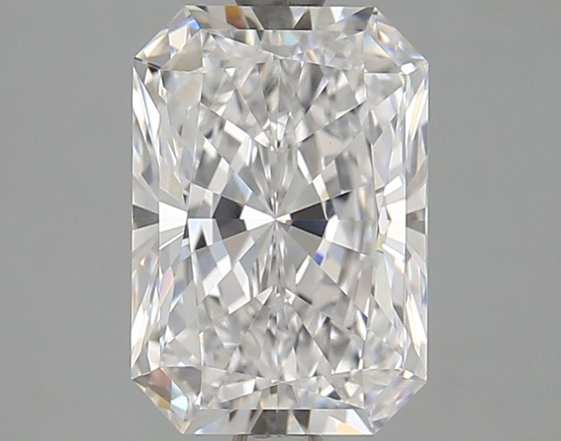Loose Diamond - RADIANT 2.83ct D IF: Loose Diamond - RADIANT 2.83ct D IF Source: This is a real non-mined Diamond that has been grown in a lab Shape: RADIANT Carats: 2.83 Color: D Clarity: IF Certification: GIA Video: