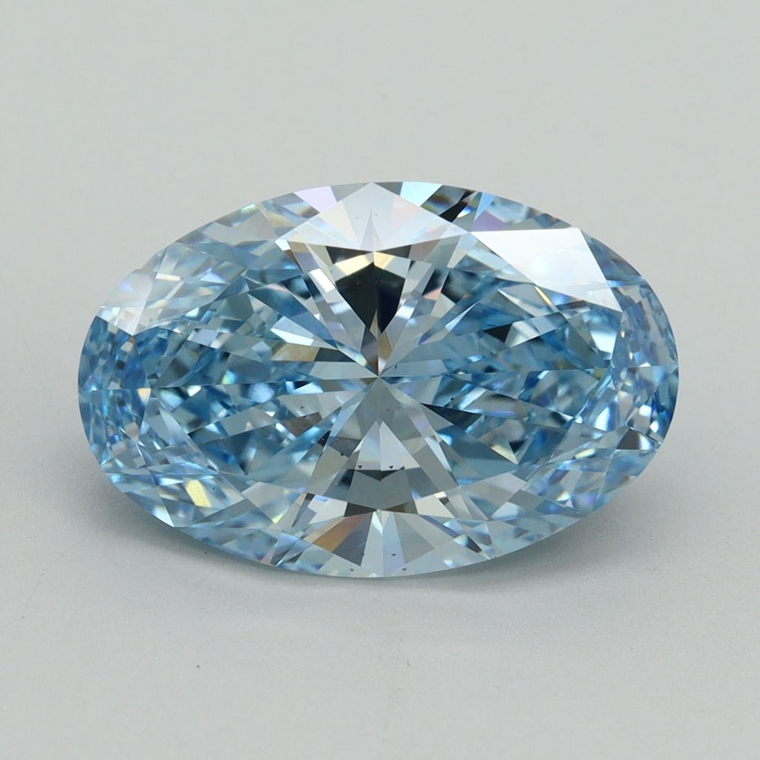 Loose Diamond - OVAL 5.09ct Fancy Vivid Blue VS2: Loose Diamond - OVAL 5.09ct Fancy Vivid Blue VS2 Source: This is a real non-mined Diamond that has been grown in a lab Shape: OVAL Carats: 5.09 Color: Fancy Vivid Blue Certification: IGI Video: