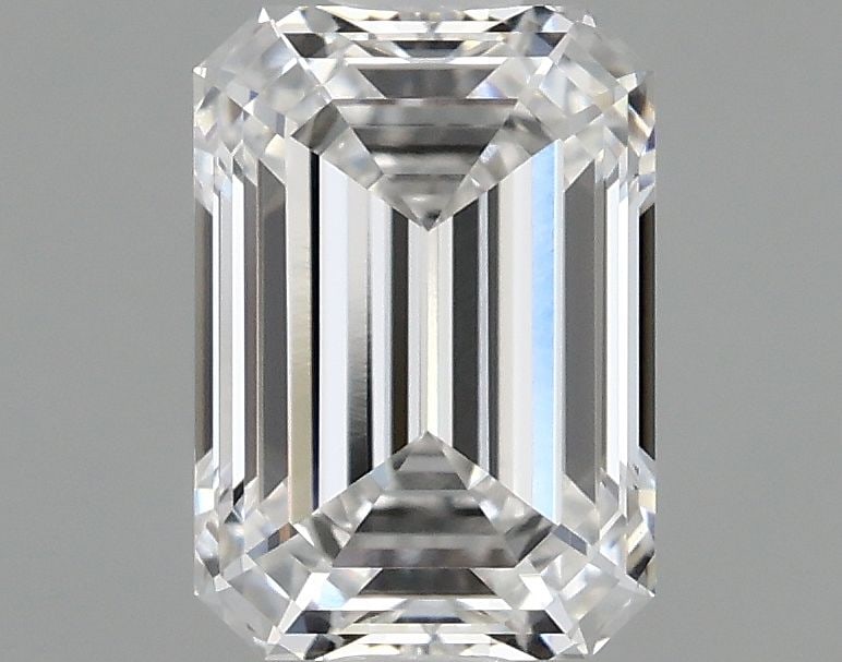 Loose Diamond - EMERALD 1.01ct E VVS1: Loose Diamond - EMERALD 1.01ct E VVS1 Source: This is a real non-mined Diamond that has been grown in a lab Shape: EMERALD Carats: 1.01 Color: E Clarity: VVS1 Certification: IGI Video: