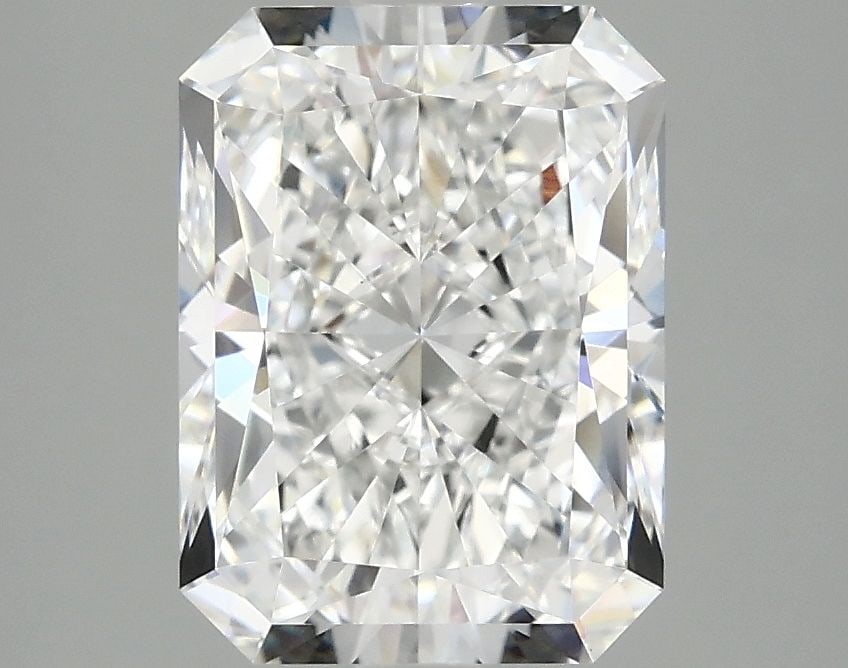 Loose Diamond - RADIANT 3.09ct D VVS2: Loose Diamond - RADIANT 3.09ct D VVS2 Source: This is a real non-mined Diamond that has been grown in a lab Shape: RADIANT Carats: 3.09 Color: D Clarity: VVS2 Certification: IGI Video: