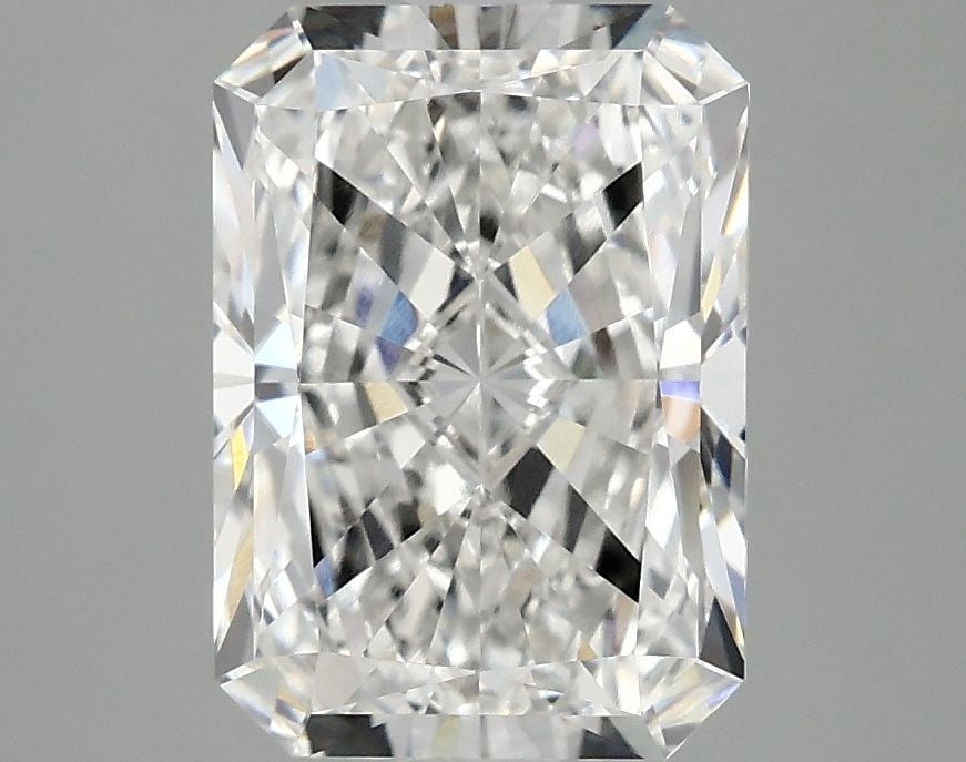 Loose Diamond - RADIANT 3.01ct F VVS2: Loose Diamond - RADIANT 3.01ct F VVS2 Source: This is a real non-mined Diamond that has been grown in a lab Shape: RADIANT Carats: 3.01 Color: F Clarity: VVS2 Certification: IGI Video: