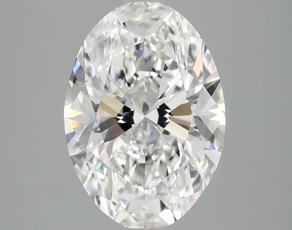 Loose Diamond - OVAL 3.01ct E VS1: Loose Diamond - OVAL 3.01ct E VS1 Source: This is a real non-mined Diamond that has been grown in a lab Shape: OVAL Carats: 3.01 Color: E Clarity: VS1 Certification: IGI Video: