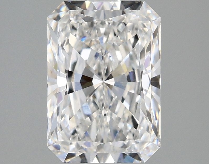 Loose Diamond - RADIANT 2.08ct E VS1: Loose Diamond - RADIANT 2.08ct E VS1 Source: This is a real non-mined Diamond that has been grown in a lab Shape: RADIANT Carats: 2.08 Color: E Clarity: VS1 Certification: IGI Video: