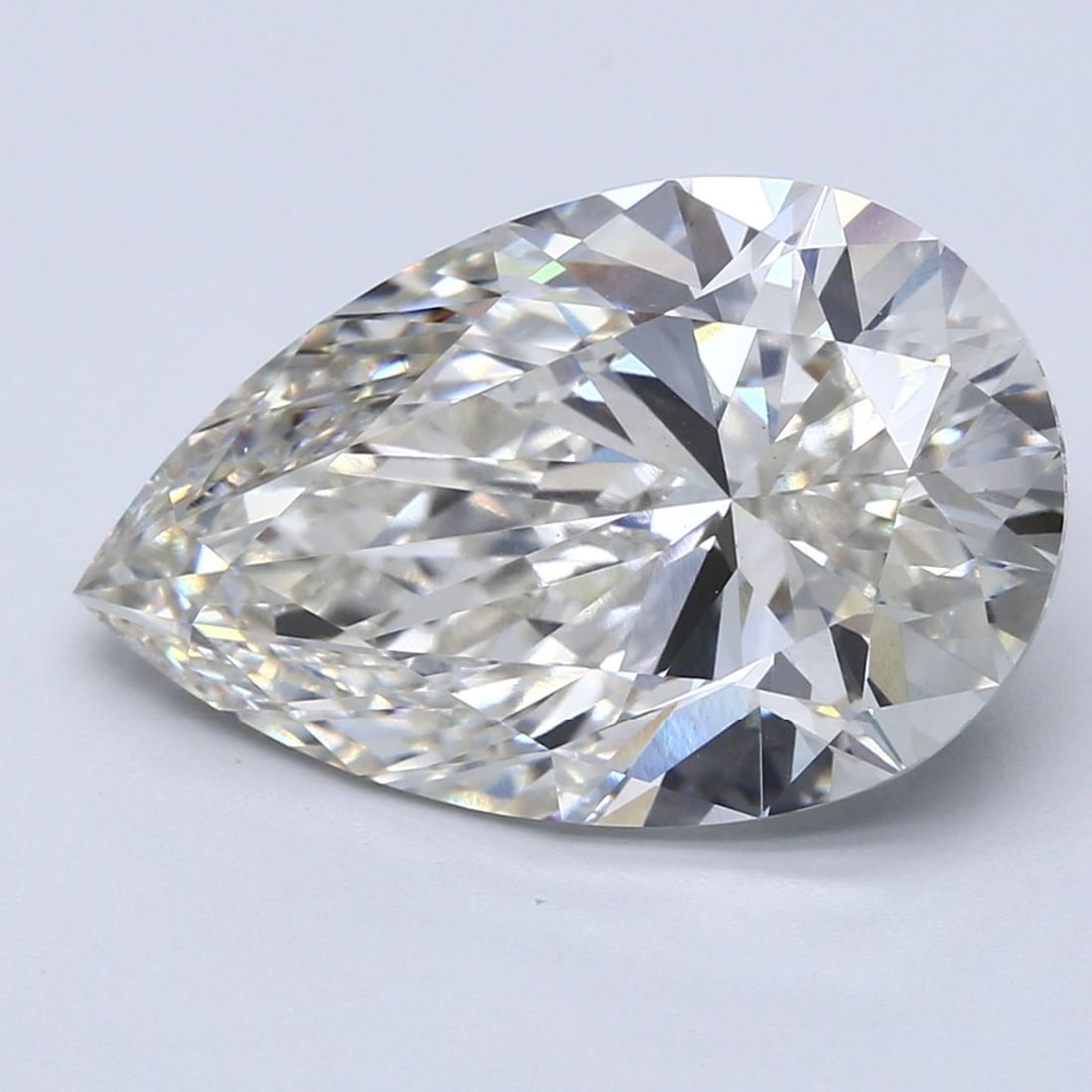 Loose Diamond - PEAR 9.04ct H VS1: Loose Diamond - PEAR 9.04ct H VS1 Source: This is a real non-mined Diamond that has been grown in a lab Shape: PEAR Carats: 9.04 Color: H Clarity: VS1 Certification: IGI Video: Video Link PLEASE