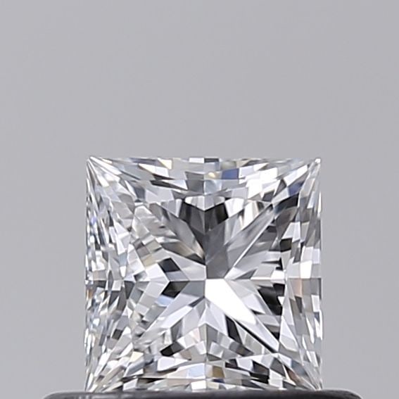 Loose Diamond - PRINCESS 0.5ct D VVS2: Loose Diamond - PRINCESS 0.5ct D VVS2 Source: This is a real non-mined Diamond that has been grown in a lab Shape: PRINCESS Carats: 0.5 Color: D Clarity: VVS2 Certification: NONE Video: