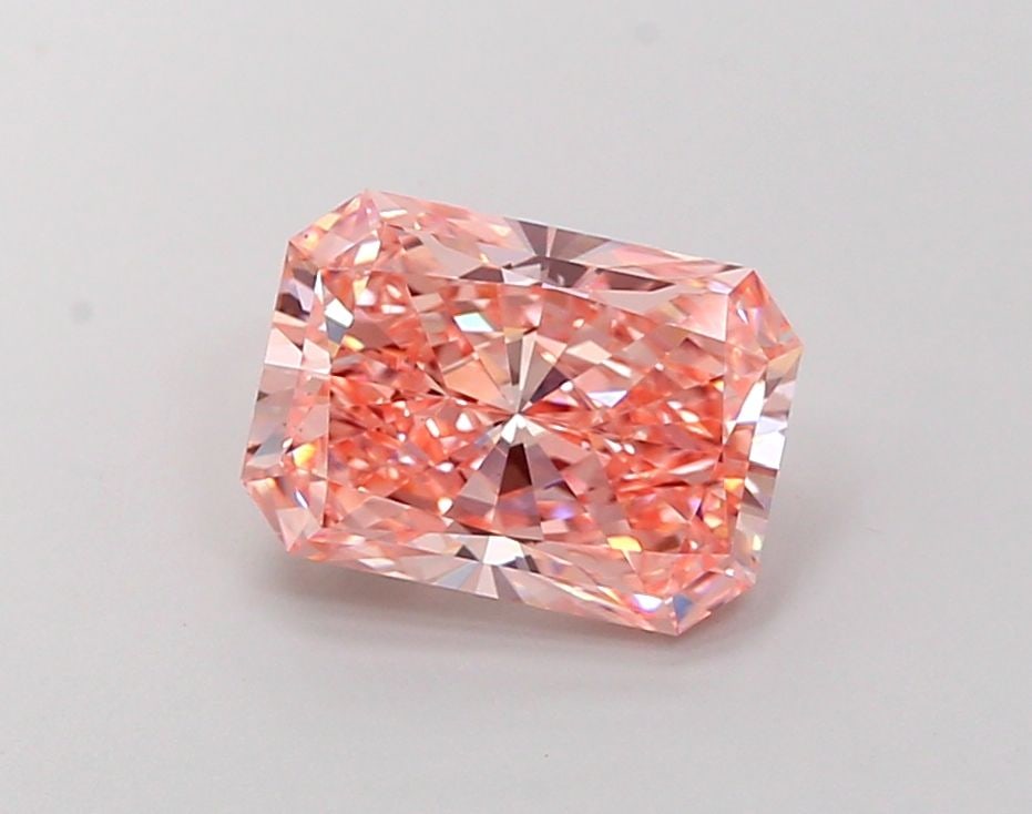 Loose Diamond - RADIANT 2.84ct Fancy Vivid Pink VS1: Loose Diamond - RADIANT 2.84ct Fancy Vivid Pink VS1 Source: This is a real non-mined Diamond that has been grown in a lab Shape: RADIANT Carats: 2.84 Color: Fancy Vivid Pink Certification: IGI Video: