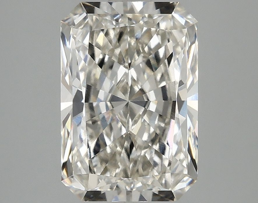 Loose Diamond - RADIANT 3.03ct H VVS2: Loose Diamond - RADIANT 3.03ct H VVS2 Source: This is a real non-mined Diamond that has been grown in a lab Shape: RADIANT Carats: 3.03 Color: H Clarity: VVS2 Certification: IGI Video: