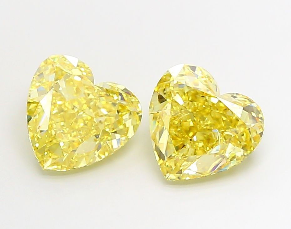 Loose Diamond - HEART 5.01ct Fancy Vivid Yellow VS1: Loose Diamond - HEART 5.01ct Fancy Vivid Yellow VS1 Source: This is a real non-mined Diamond that has been grown in a lab Shape: HEART Carats: 5.01 Color: Fancy Vivid Yellow Certification: IGI Video: