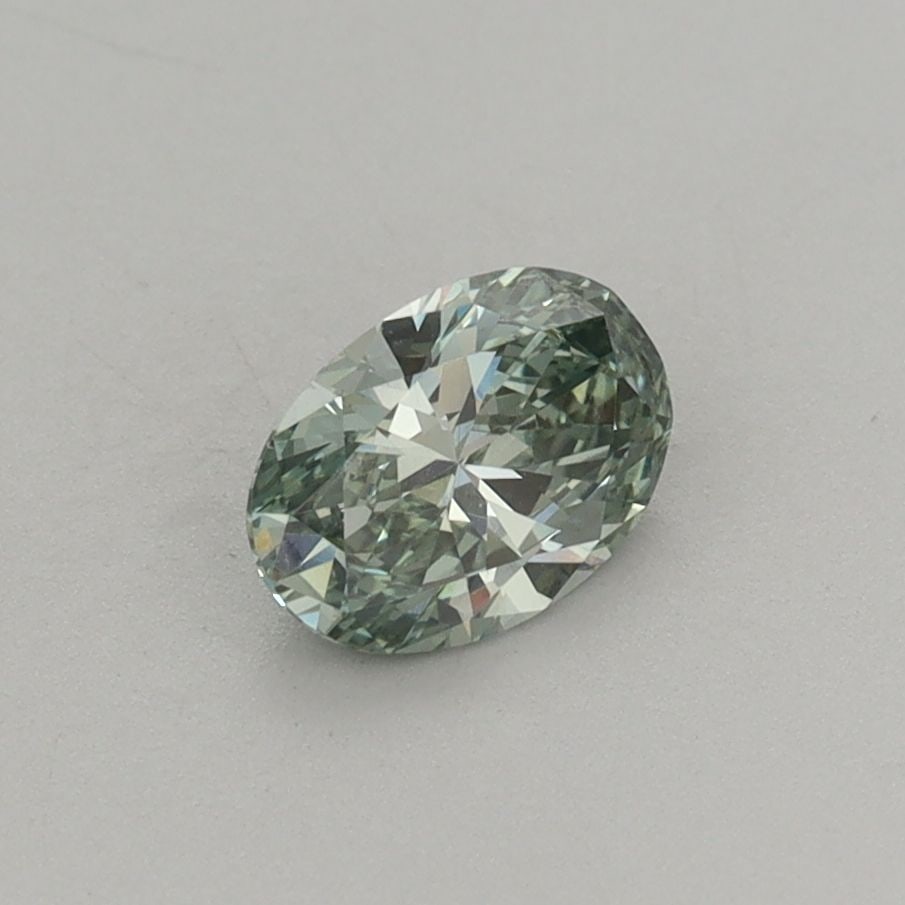 Loose Diamond - OVAL 0.54ct Fancy Vivid Green VS1: Loose Diamond - OVAL 0.54ct Fancy Vivid Green VS1 Source: This is a real non-mined Diamond that has been grown in a lab Shape: OVAL Carats: 0.54 Color: Fancy Vivid Green Certification: IGI PLEASE NOTE