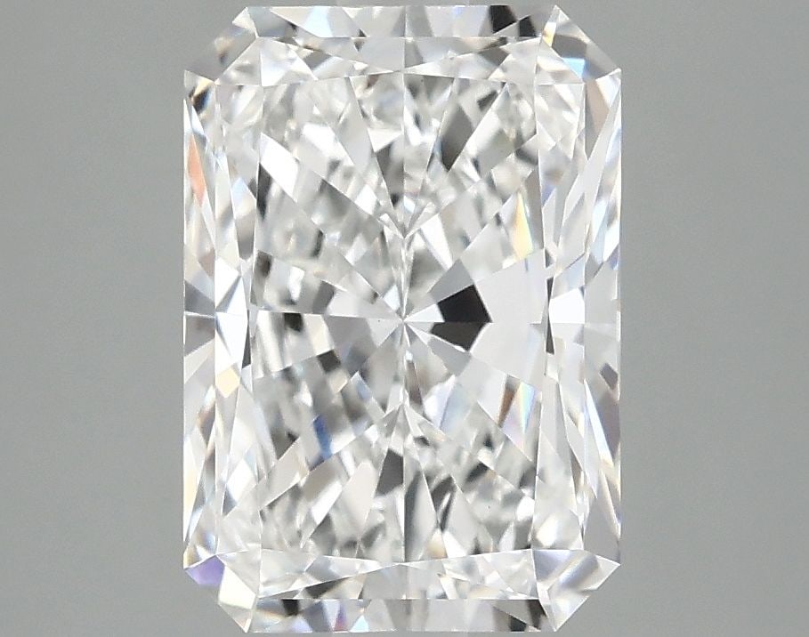 Loose Diamond - RADIANT 3.07ct E VVS2: Loose Diamond - RADIANT 3.07ct E VVS2 Source: This is a real non-mined Diamond that has been grown in a lab Shape: RADIANT Carats: 3.07 Color: E Clarity: VVS2 Certification: IGI Video: