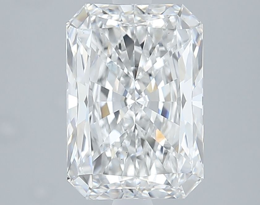 Loose Diamond - RADIANT 3.15ct E VS1: Loose Diamond - RADIANT 3.15ct E VS1 Source: This is a real non-mined Diamond that has been grown in a lab Shape: RADIANT Carats: 3.15 Color: E Clarity: VS1 Certification: NONE Video: