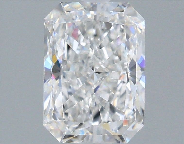 Loose Diamond - RADIANT 2.1ct D VVS2: Loose Diamond - RADIANT 2.1ct D VVS2 Source: This is a real non-mined Diamond that has been grown in a lab Shape: RADIANT Carats: 2.1 Color: D Clarity: VVS2 Certification: IGI Video: