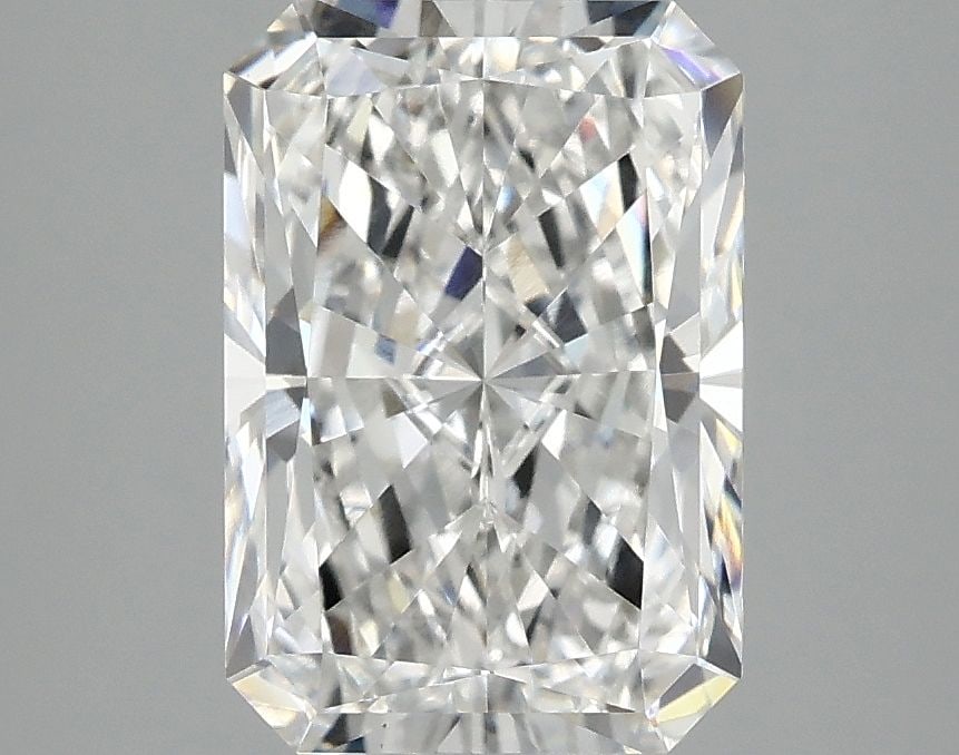Loose Diamond - RADIANT 2.91ct E VVS2: Loose Diamond - RADIANT 2.91ct E VVS2 Source: This is a real non-mined Diamond that has been grown in a lab Shape: RADIANT Carats: 2.91 Color: E Clarity: VVS2 Certification: IGI Video:
