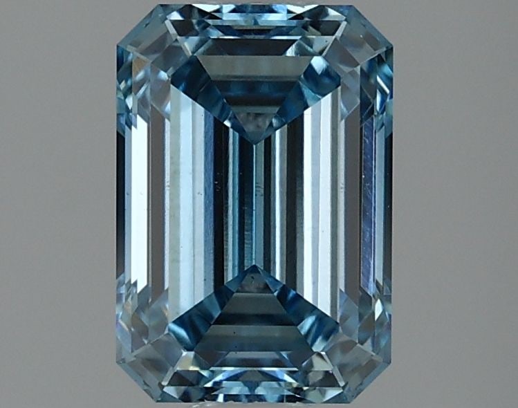 Loose Diamond - EMERALD 2.06ct Fancy Vivid Blue VS2: Loose Diamond - EMERALD 2.06ct Fancy Vivid Blue VS2 Source: This is a real non-mined Diamond that has been grown in a lab Shape: EMERALD Carats: 2.06 Color: Fancy Vivid Blue Certification: IGI Video: