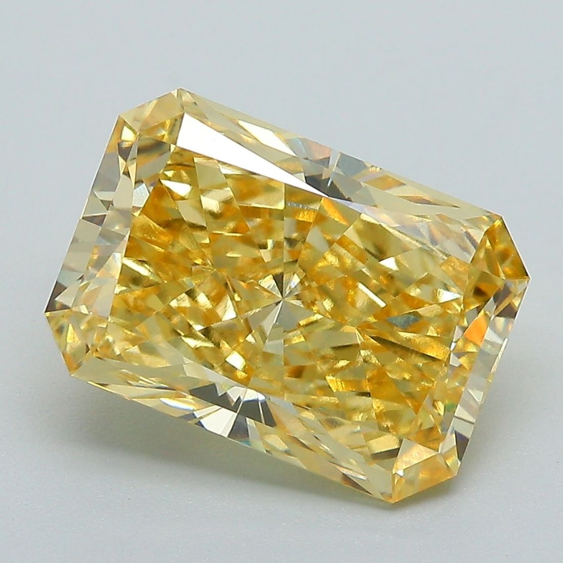 Loose Diamond - RADIANT 5.1ct Fancy Vivid Yellow VVS2: Loose Diamond - RADIANT 5.1ct Fancy Vivid Yellow VVS2 Source: This is a real non-mined Diamond that has been grown in a lab Shape: RADIANT Carats: 5.1 Color: Fancy Vivid Yellow Certification: IGI Vide