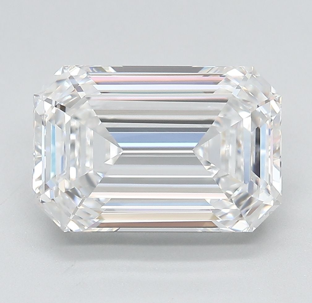 Loose Diamond - EMERALD 5.06ct G VS2: Loose Diamond - EMERALD 5.06ct G VS2 Source: This is a real non-mined Diamond that has been grown in a lab Shape: EMERALD Carats: 5.06 Color: G Clarity: VS2 Certification: IGI Video: Video Link 